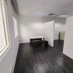Burlington Square (D7), Office #561183901